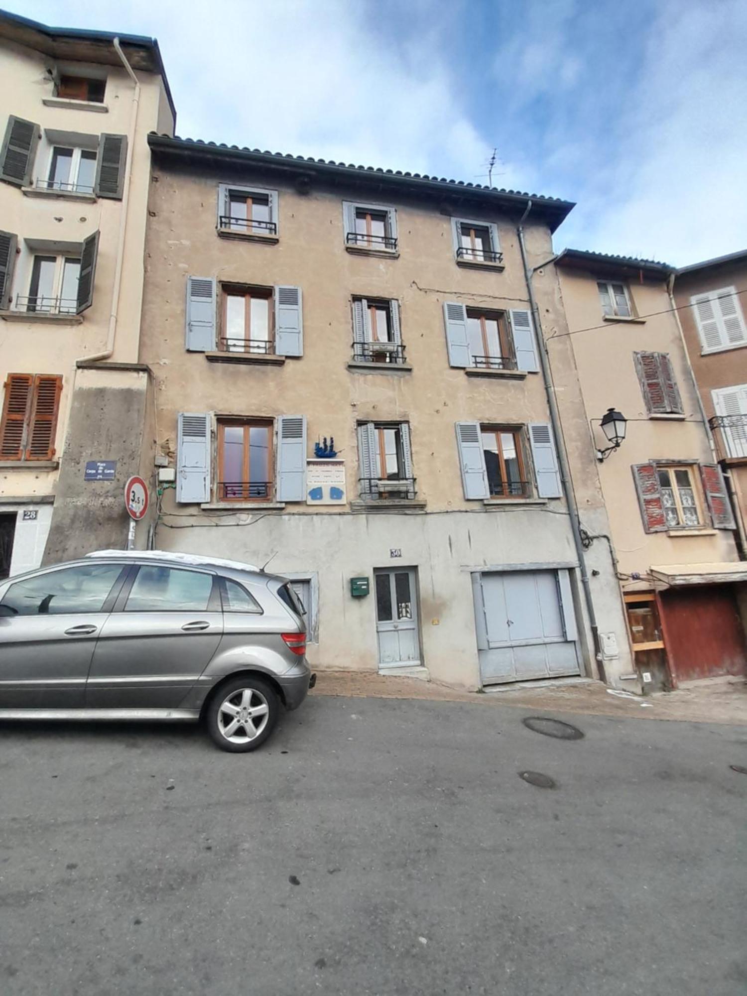 Aparthotel La Gabare 1 Thiers Exterior foto